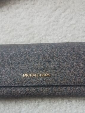 Michael Kors Dark Brown Logo Continental Clutch Wallet